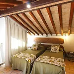 Podere Bagnoli 아파트호텔 4*