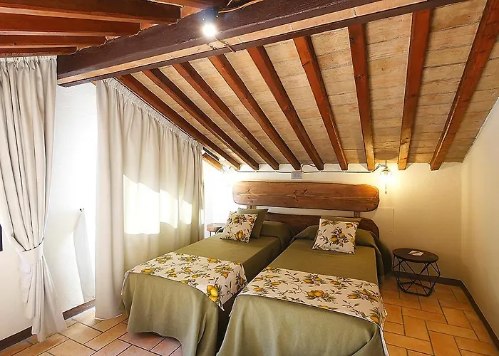 Podere Bagnoli アパートホテル 4*